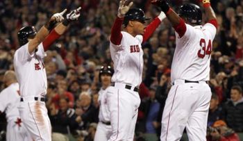 Boston deja en el terreno a los Azulejos de Toronto: Encarnación y Bautista llegan a 30 jonrones