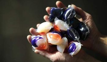 Cápsulas de detergente son peligrosas para niños 