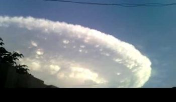 Gigantesca nube cubre el cielo de Cartagena, como en Día de la independencia (VIDEO)