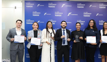 ProCompetencia premia ganadores de concurso de ensayos