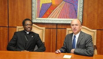 Procurador y Nuncio se reúnen y tratan casos de pederastia