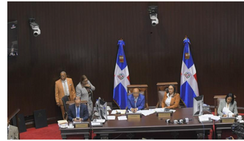 Abinader impulsa fiscalización a funcionarios