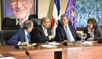 Comité Político PLD deja en libertad a sus legisladores para hacer lo que quieran con la Ley de Partidos y Régimen Electoral  