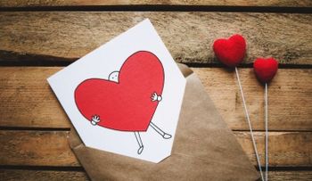 Toma nota: Estos son los peores regalos para darle a tu pareja en San Valentin