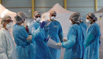 Más de 23,500 fallecidos en el mundo por el coronavirus; los últimos datos sobre la pandemia