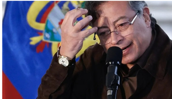 Avión de Petro sin combustible en Madrid por Lista Clinton