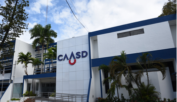 Caasd concluye trabajos en redes de agua en Plaza de la Bandera