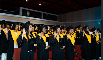 Universidad Eugenio María de Hostos gradúa 637 profesionales