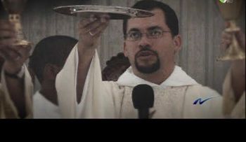El sacerdote Fray Miguel Florezán involucrado en otro abuso de escándalo sexual 