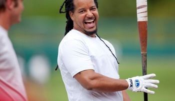 Cachorros firman a Manny Ramírez