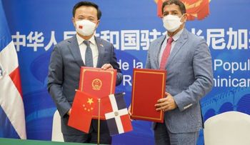 República Dominicana recibe cien mil dólares de China para enfrentar Fiebre Porcina Africana