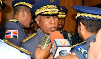Ordenan arresto contra oficiales vinculados a robo de RD$60 millones