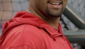 Pujols rechaza detector de mentiras