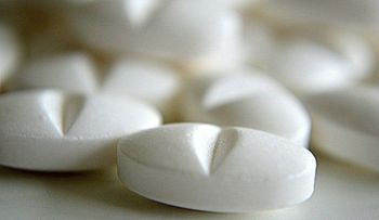 ¿Se puede tomar ibuprofeno y paracetamol juntos?