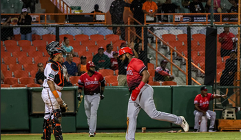 Leones se quedan cortos en el noveno