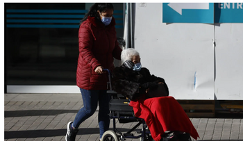 Recomiendan mascarillas en residencias por la gripe
