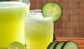 Jugo de limón y pepino te ayuda a tener una panza plana 