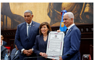Congreso recibe visita oficial gobernadora Estado de NY