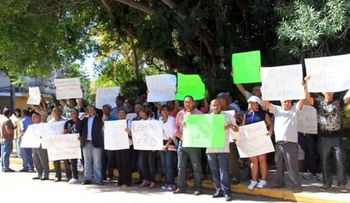 Dirigentes sector mayoritario PRD solicitan certificación de préstamo cedido a Miguel Vargas