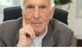 Oncólogo de 96 años revela secreto de su longevidad