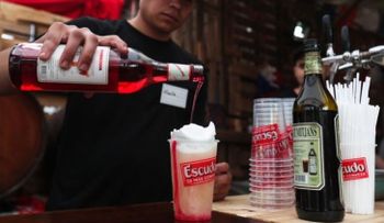 Una sola bebida alcohólica afecta la memoria durante horas y causa antojos duraderos
