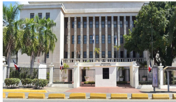 Comisión Rectora destaca evaluación de desempeño docente