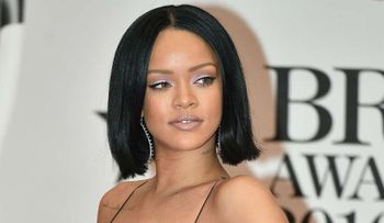 Rihanna estaría sumamente molesta por romance entre Jennifer López y Drake