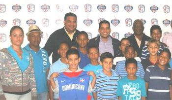 Presentan selección nacional minibasket iría torneo en Argentina