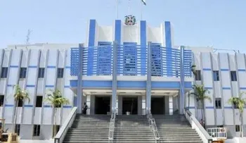 Apresan tres integrantes de una banda en Santiago