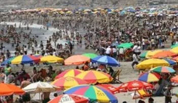 Dejó a su hija de 15 meses en una playa para que se ahogara