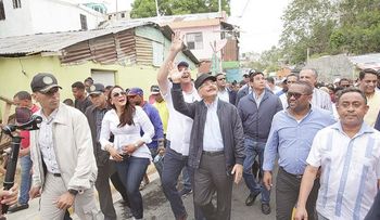 Reelección de Danilo sigue en pie; convocan acto en respaldo a su Gobierno