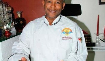 Chef dominicano es una sensación el en alto Manhattan por su â??pavo de impactoâ?