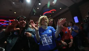 Hillary Clinton gana primarias de Nueva York