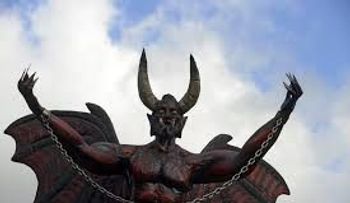 Quieren enseñar culto a Satán en escuelas públicas de NYC