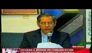 Iglesia dice no hay pruebas contra nuncio y acusa a medios estimular intrigas; Cardenal pide perdón