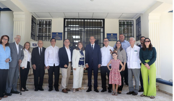 Mescyt reconoce fundadoras del programa Inglés por Inmersión