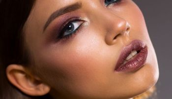 Elimina las manchas de rimel sin arruinar tu maquillaje