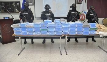 Azua: DNCD ocupa 222 paquetes de droga en 