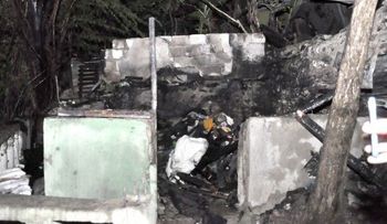 Tres niños mueren calcinados dentro de habitación en Santiago