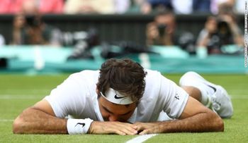 Roger Federer queda por fuera de los 10 mejores del tenis por primera vez en 14 años