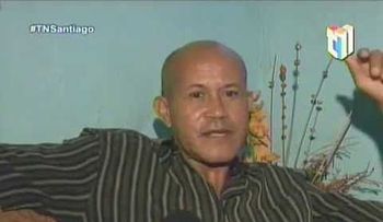 A hombre le sacan tumor de 21 libras del abdomen en hospital de RD 