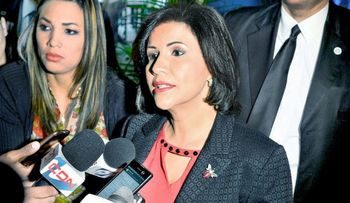 Margarita defiende a su esposo Leonel y le dice a Hipólito que no se puede "amagar y no dar"