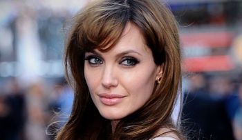 Angelina Jolie está enferma de varicela
