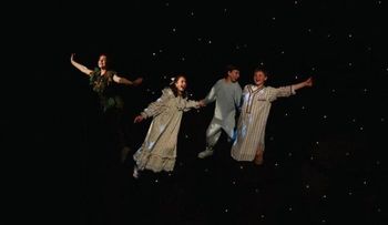 Peter Pan llena de magia el Teatro Nacional