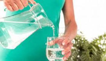 La falta de agua puede provocar diabetes, colesterol alto, problemas digestivos y fatiga