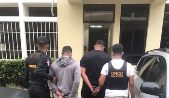 Apresan ocho personas, incluyendo exmiembros DNCD y Cesac, vinculados a red envió 309 kilos de cocaína a Bruselas