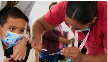 El riesgo de covid persistente en niños se duplica tras segunda infección
