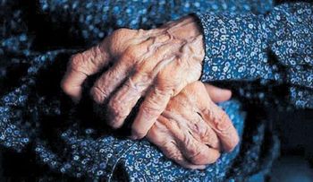 Secuestran y roban 10 mil dólares anciana 87 años en vecindario dominicano NY