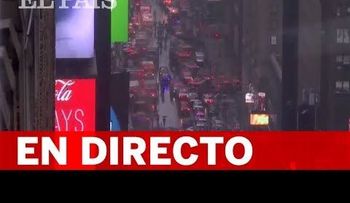 Un helicóptero se estrella en la azotea de un edificio en Nueva York
