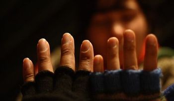 ¿Por qué nos comemos las uñas?